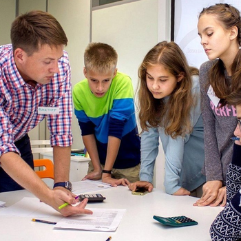 В Оренбурге стартует бесплатная образовательная программа для старшеклассников «Бизнес-юниор»